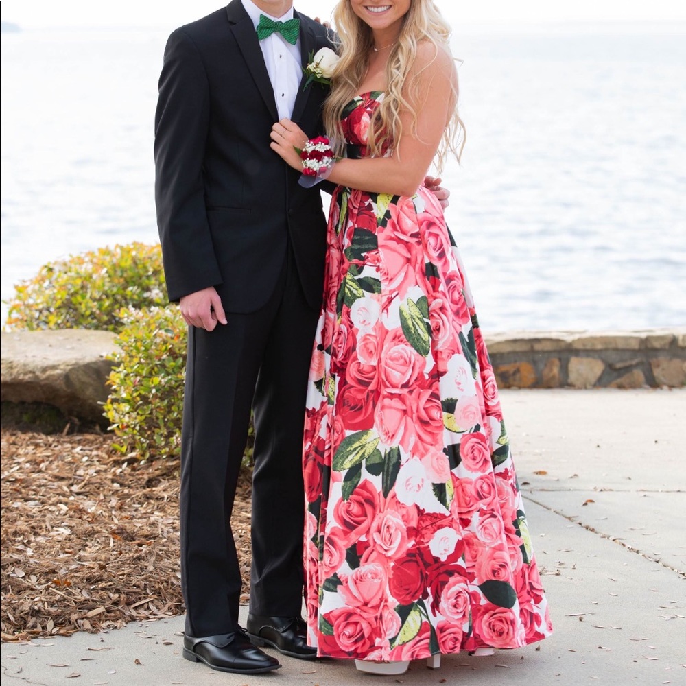 Prom dress